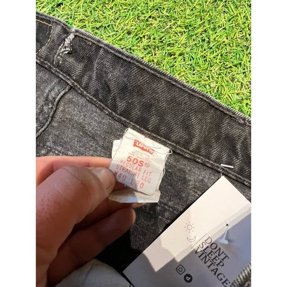 Vintage Levi’s 505 regular fit black denim jeans - Picture 9 of 12